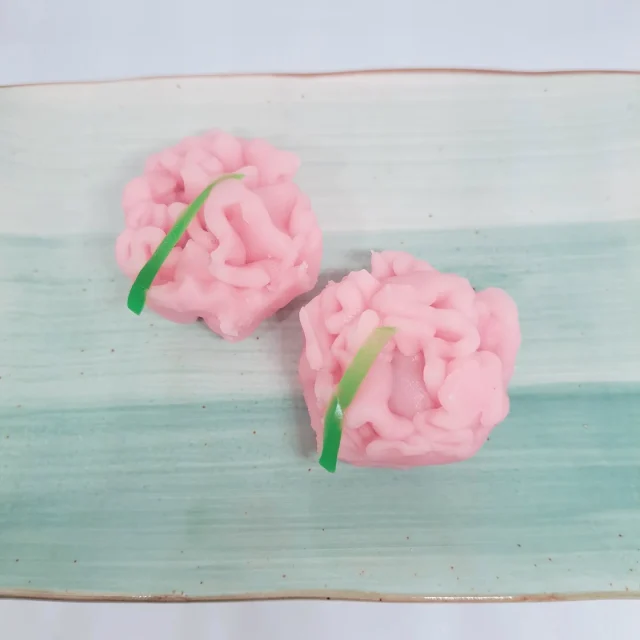 本日は母の日です💐
⁡⁡
⁡上生菓子のカーネーションと共に日頃の感謝を伝えてみてはいかがでしょうか😊⁡
カーネーション以外の上生菓子との箱詰めも承ります💐
⁡⁡
⁡#藤宮製菓⁡
⁡#岩槻⁡
⁡
⁡